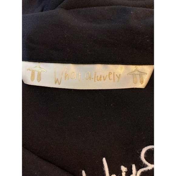 One Size Women's Monogram "T" Night Shirt Bridesmaid Button Up - Picture 8 of 8